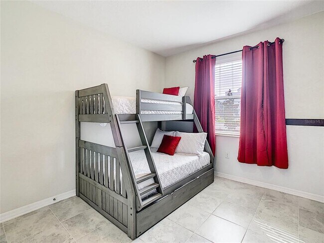 Building Photo - 3161 Paradox Cir