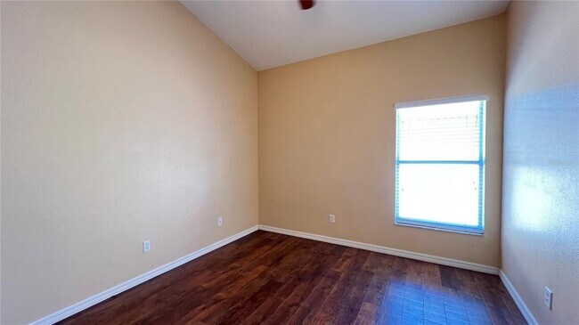 Building Photo - 16709 Fresh Meadow Dr