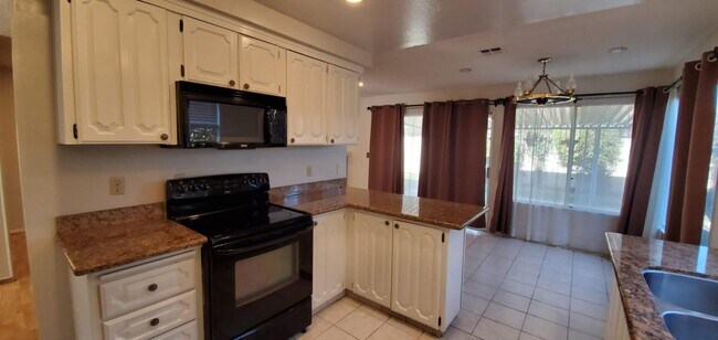 Building Photo - 7312 Phinney Way