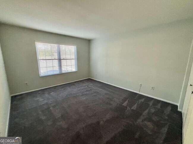 Building Photo - 57 Doranne Ct