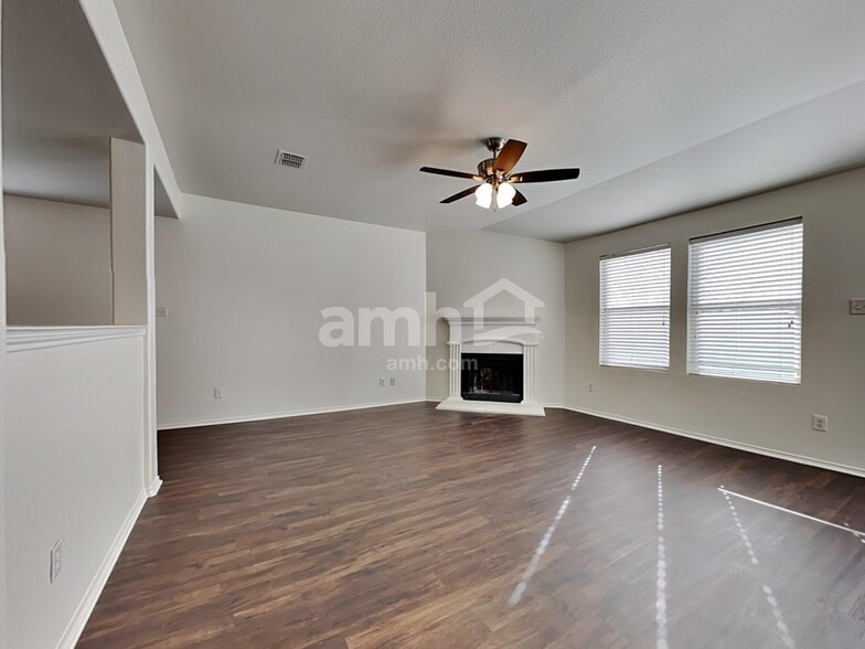 Building Photo - 1246 Yukon Dr