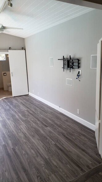 Building Photo - 1517 Orange Ave