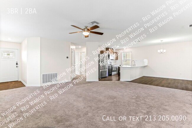 Building Photo - 15521 Selene View