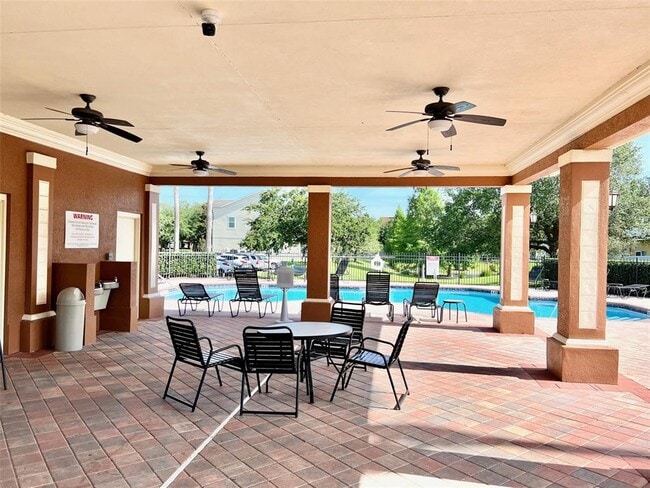 Building Photo - 619 Fortanini Cir