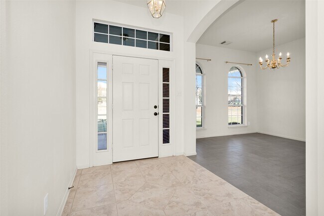 Building Photo - 5201 Penny Rd