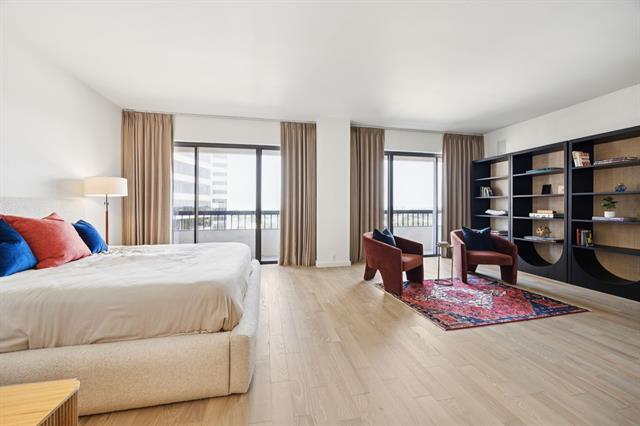 Building Photo - 3831 Turtle Creek Blvd