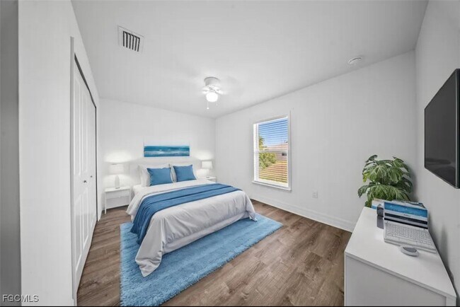 Building Photo - 4414 28th St SW