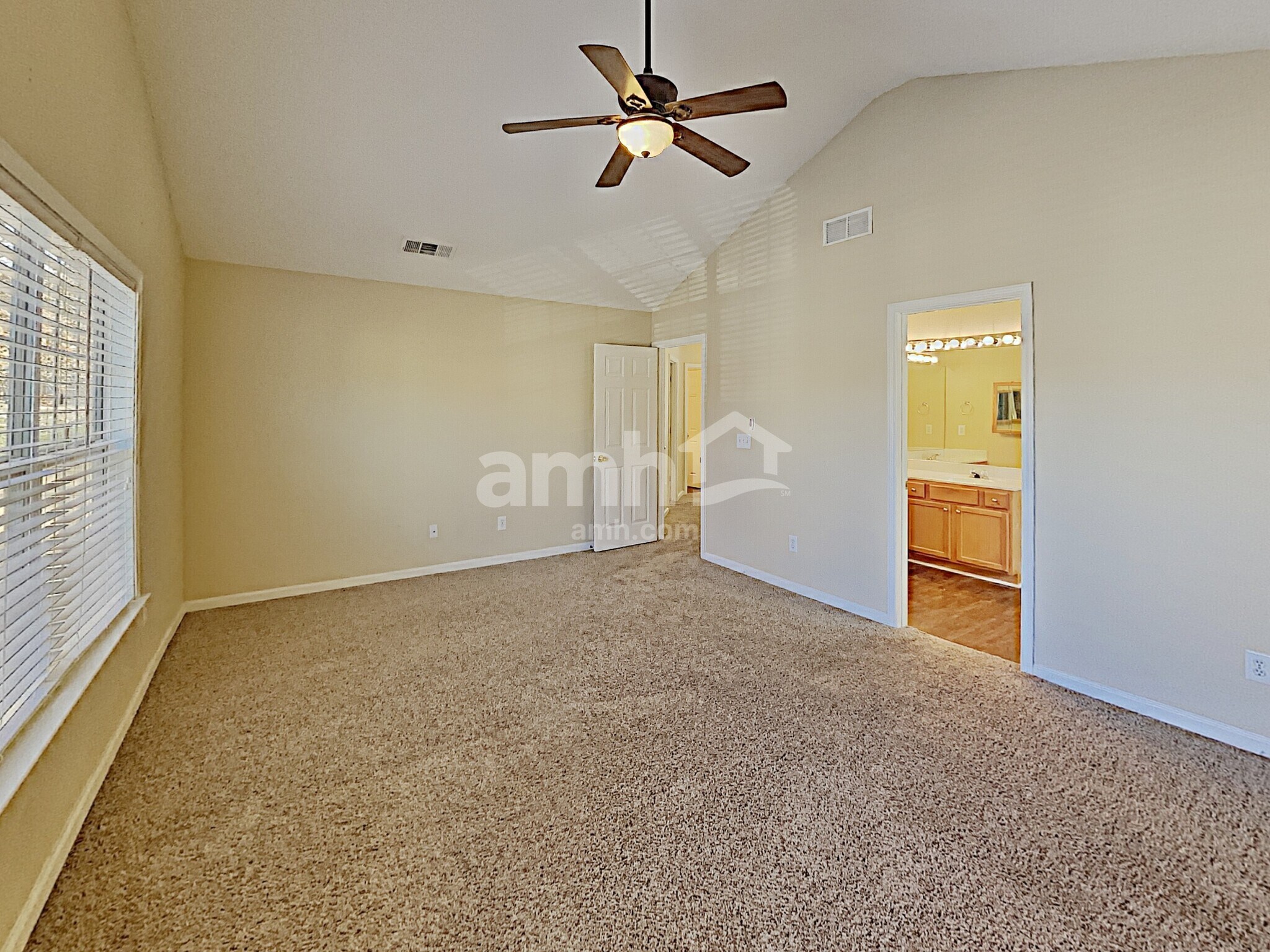 Building Photo - 401 Citronelle Dr