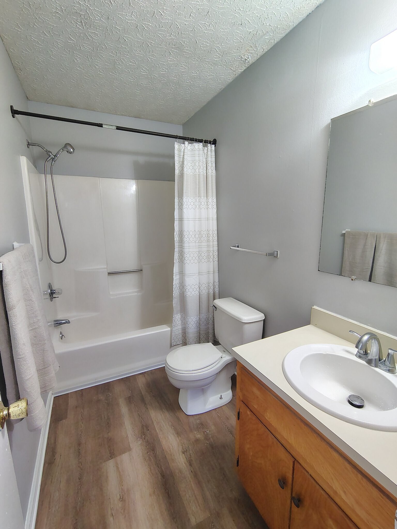 Building Photo - 16 Duiguid Dr