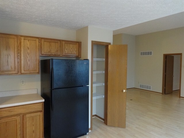 Building Photo - 5104 Hilliard Green Dr