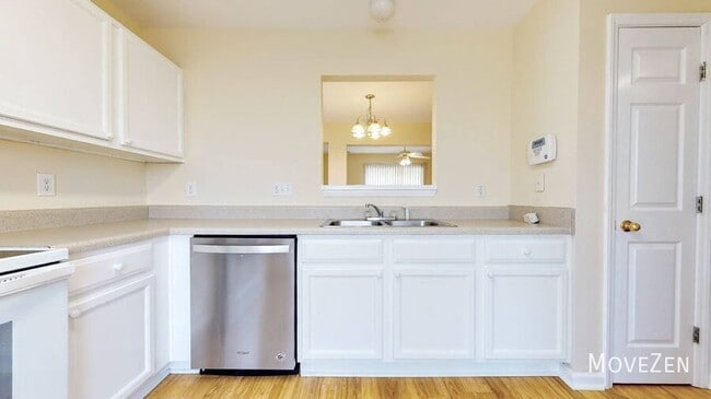 Building Photo - 5421 Advantis Dr