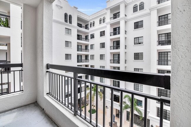 Building Photo - 233 S Federal Hwy