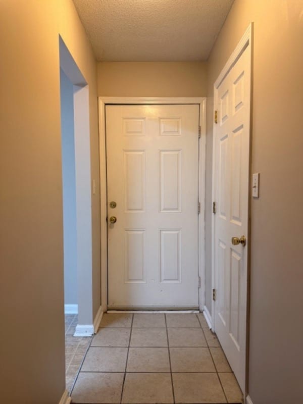 Building Photo - 409 Twin Eagles Dr