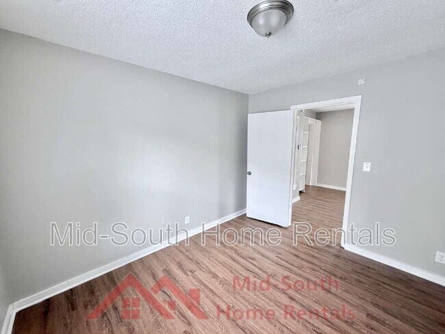 Building Photo - 1545 Patton St