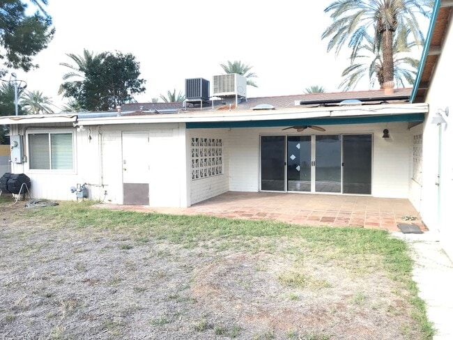 Building Photo - Historic District TEMPE house.