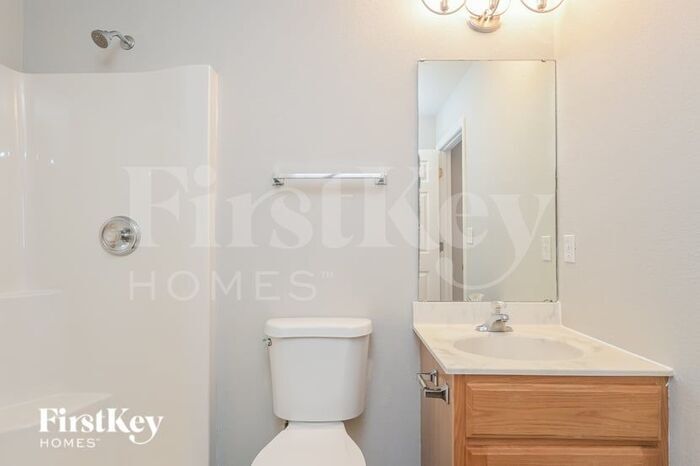 Building Photo - 2730 Glenstone Ct