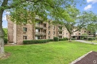Building Photo - 1820 N Delany Rd