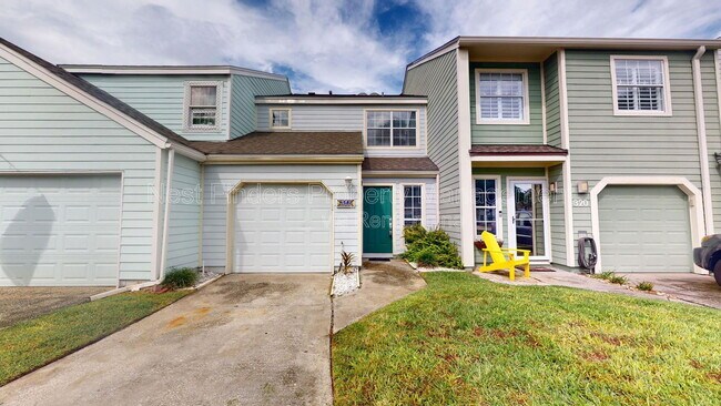 Primary Photo - 322 Sunrise Cir