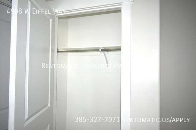 Building Photo - 4908 Eiffel Wy