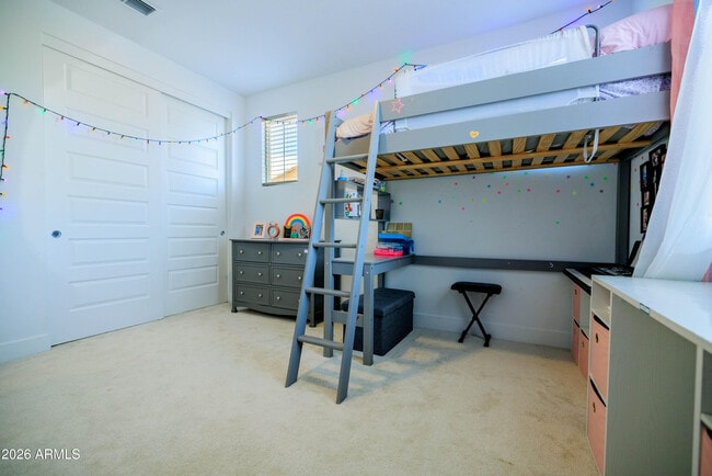 Building Photo - 21513 E Sparrow Dr