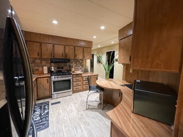 Building Photo - 19 Bradley Ln