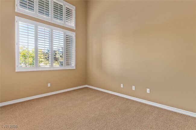 Building Photo - 9805 Queen Charlotte Dr