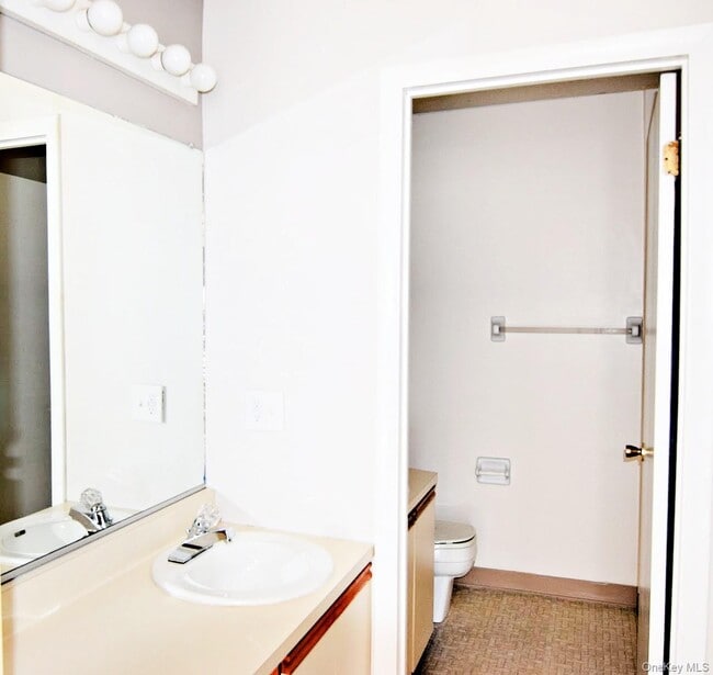 Building Photo - 3502 Fox Ln