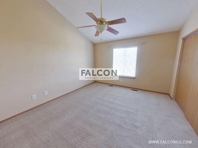 Building Photo - 4935 Ardley Dr