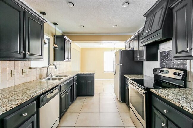 Building Photo - 8312 NW 109th Terrace