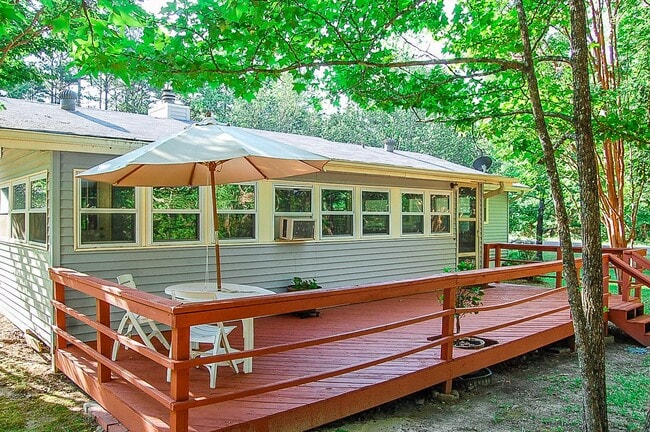 Building Photo - Central Hot Springs Village/Home/Unfurnished