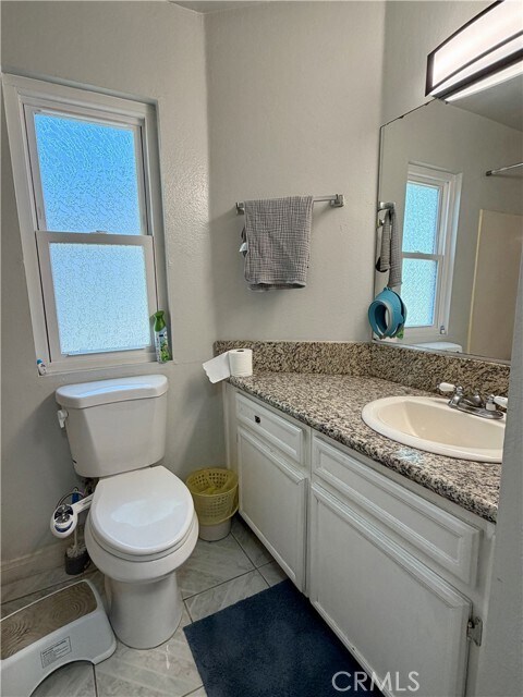 Building Photo - 321 Red Cedar Pl