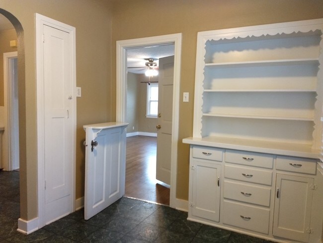 Dining room - 13644 Earlham Dr