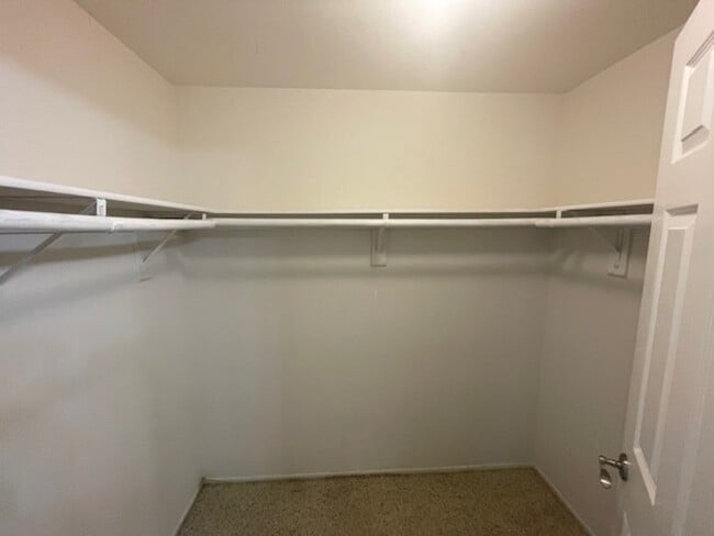 Building Photo - 12602 Creekwood Ct