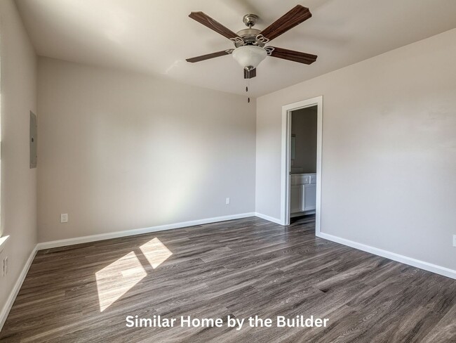 Building Photo - Pet-Friendly 3-Bed Home – Move-In Ready with Garage
