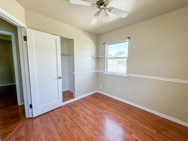 Building Photo - 1730 W Center St