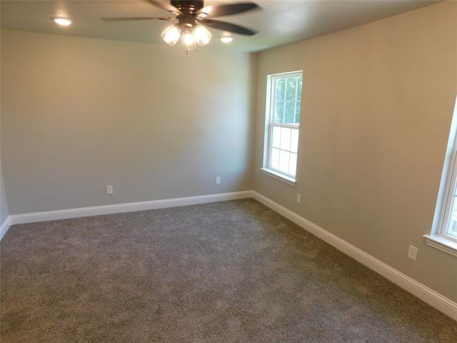 Building Photo - 704 E Jefferson St