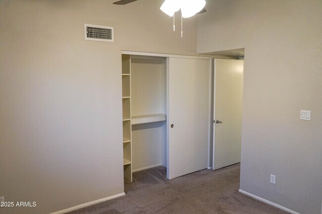 Building Photo - 5528 W Venus Way