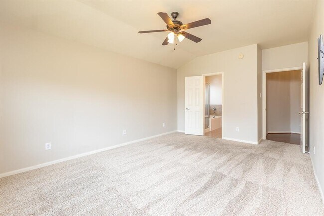 Building Photo - 9502 Mustang Park Ct