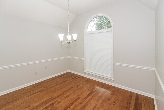 Building Photo - 1502 Appling Wood Cove S