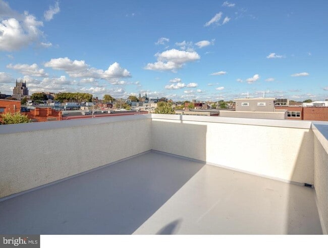 Building Photo - 1842 E Cumberland St