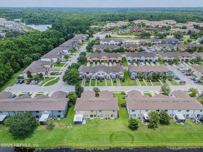 Building Photo - 422 Cabernet Pl