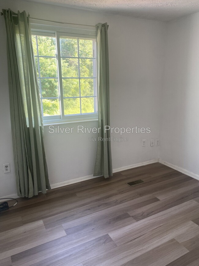 Building Photo - 9223 Redbridge Ct