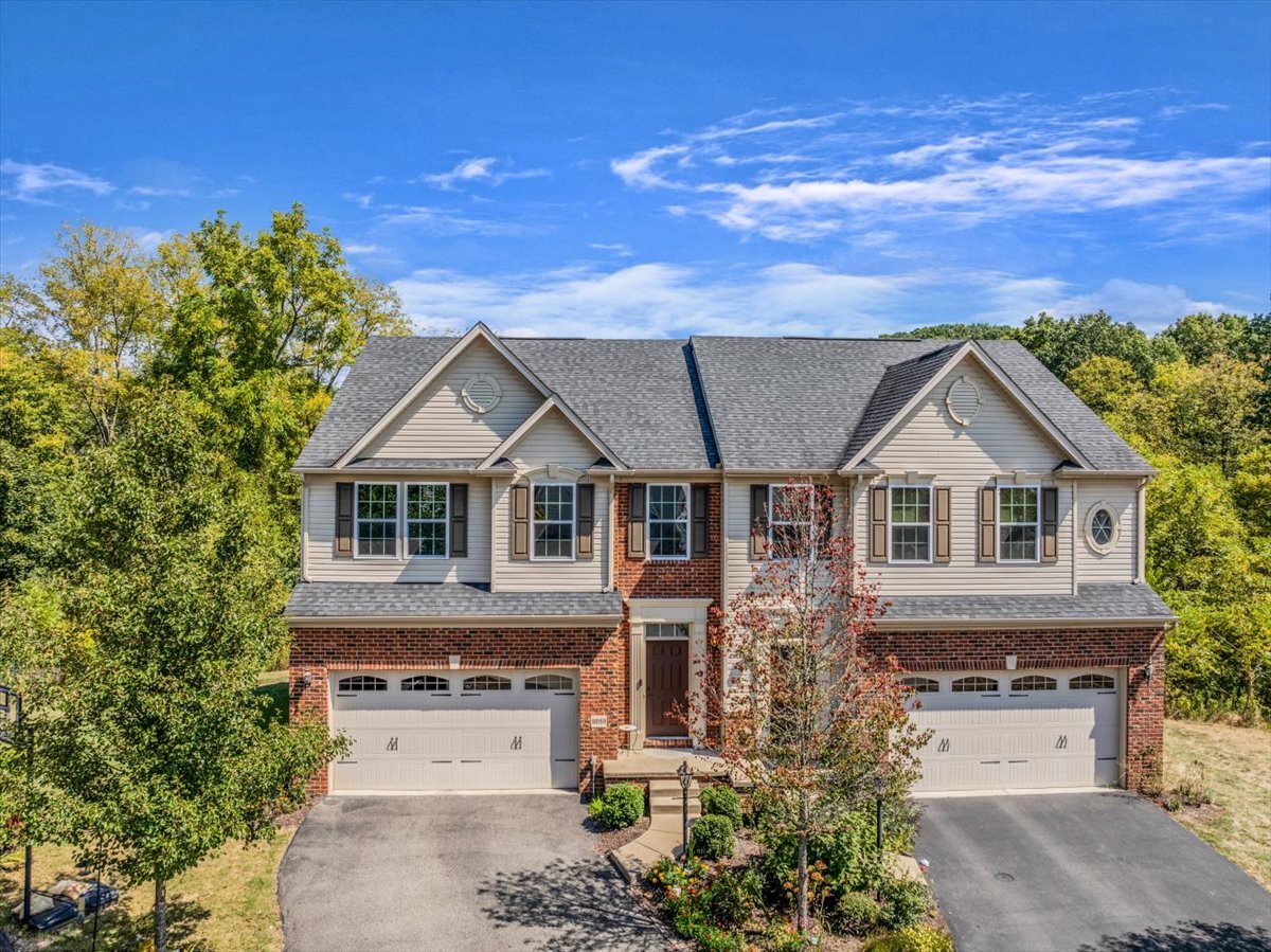 Building Photo - 8059 Hinsdale Ln