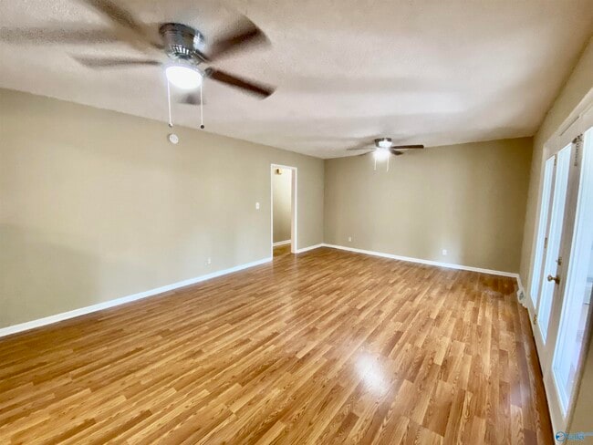 Building Photo - 1016 Arnold Rd