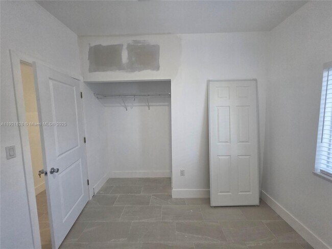 Building Photo - 21210 SW 119th Ave