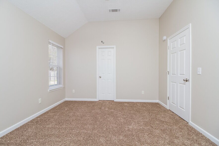 Building Photo - 7036 Hickory Pass Ln