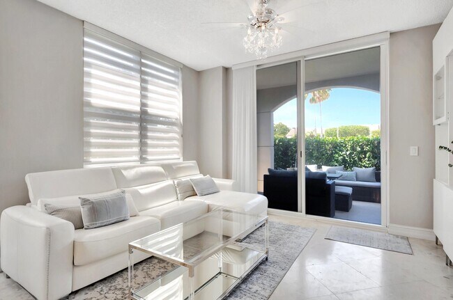 Building Photo - 3606 S Ocean Blvd