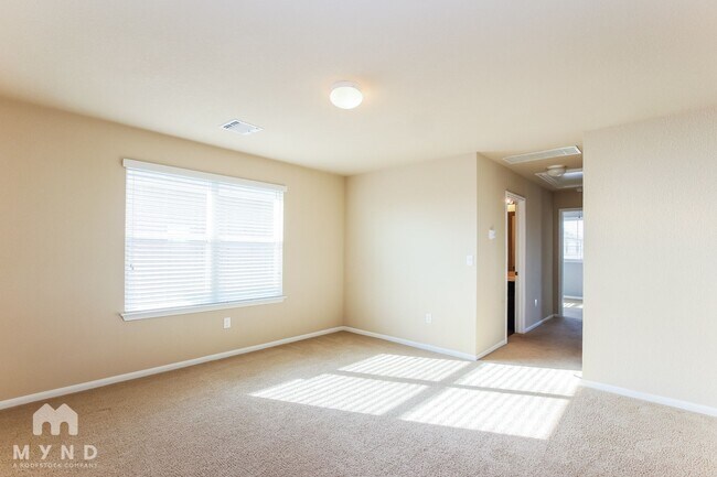 Building Photo - 12213 Waterford Run Way