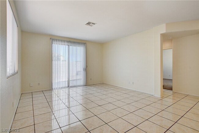 Building Photo - 9890 Ridgehaven Ave