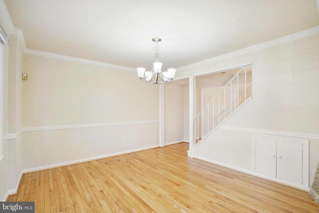 Building Photo - 4339 Cedarlake Ct